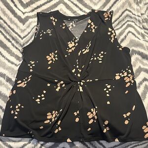 Alfani Black and Tan Blouse